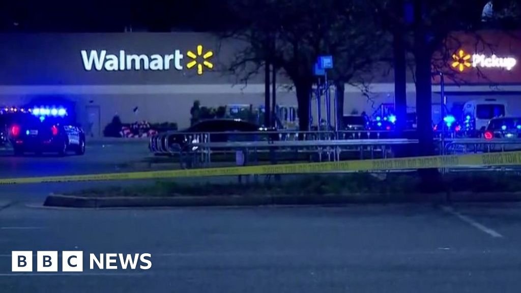 US shooting: Man kills up to 10 in Virginia Walmart store