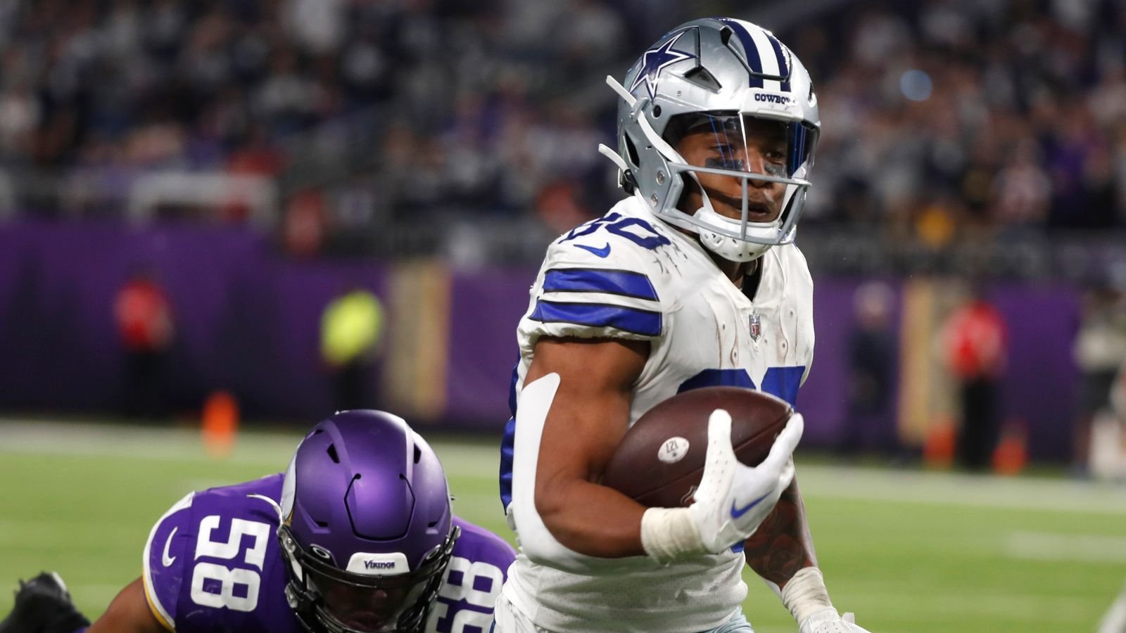 NFL Week 11 results: Cowboys score 40 in Vikings hammering and Marcus Jones stuns Jets with game-winning punt return TD for Patriots