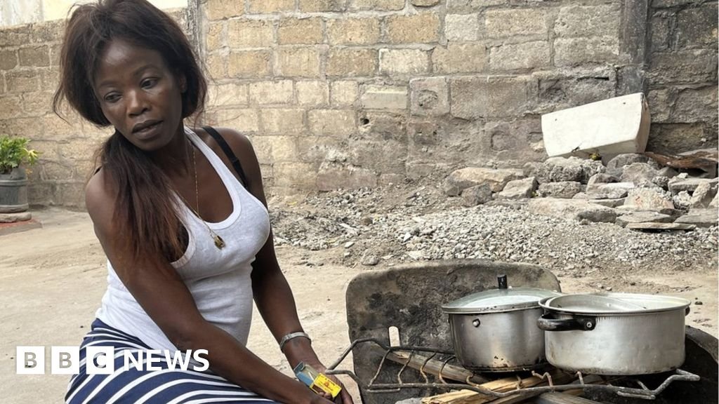 Zimbabwe power outages hit businesses and families