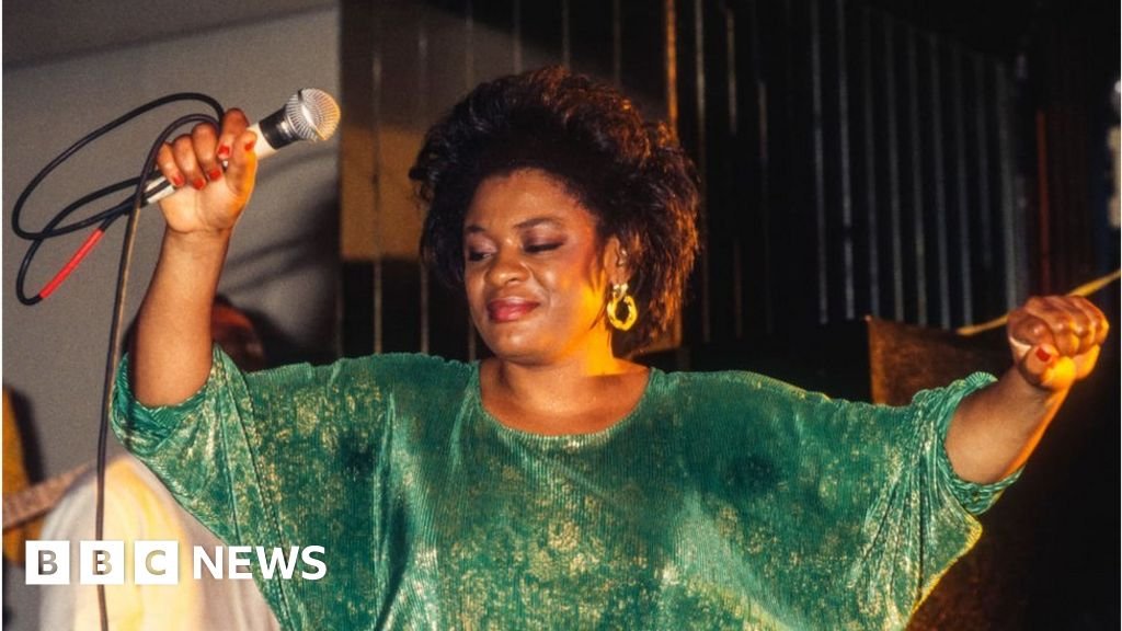 Tshala Muana: The raunchy DR Congo diva who captivated a continent