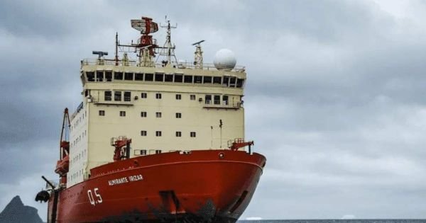 Icebreaker ARA Irízar ready to start Summer Antarctic Campaign