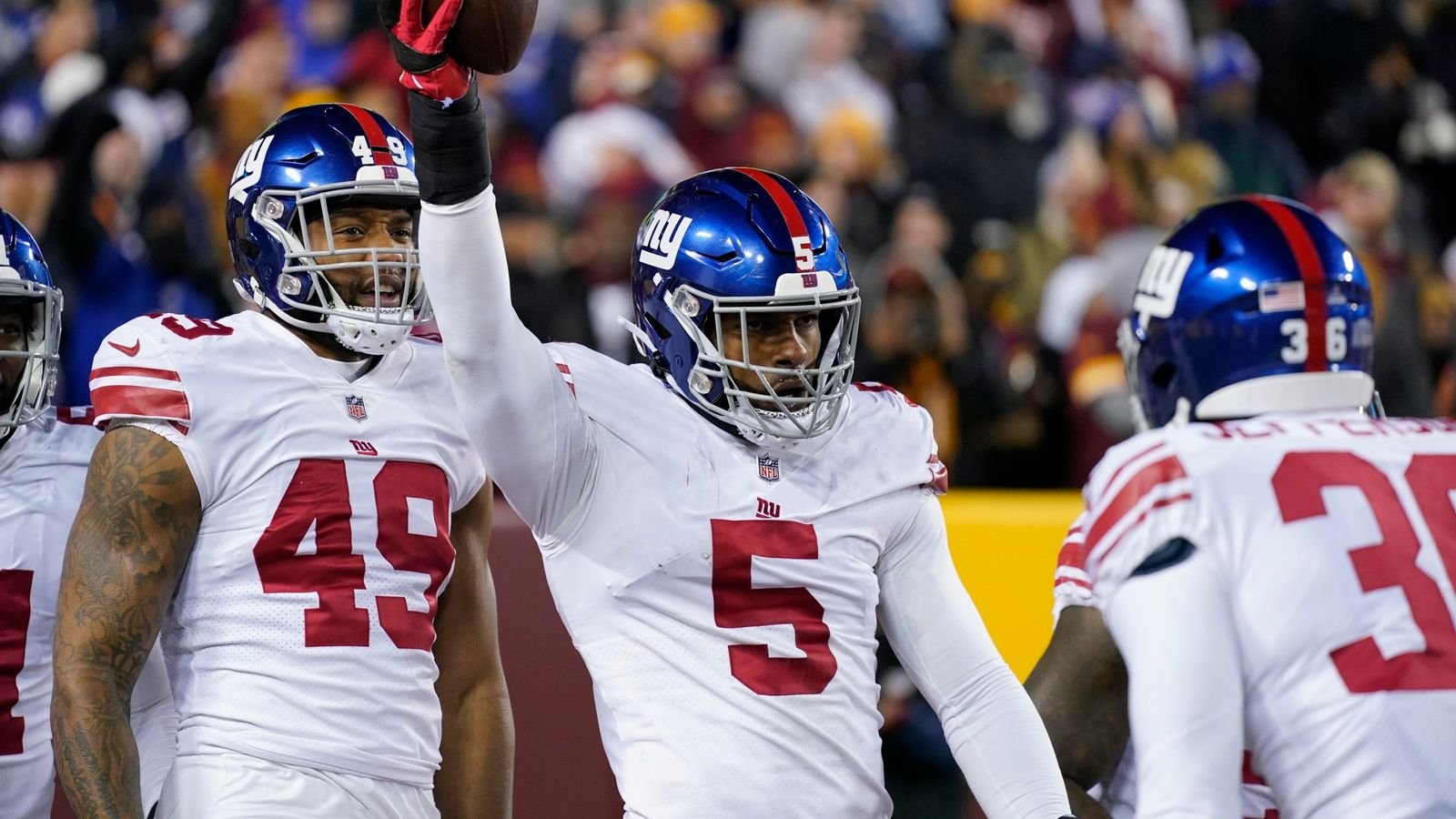 New York Giants 20-12 Washington Commanders: Kayvon Thibodeaux and Daniel Jones shine as visitors boost playoff hopes