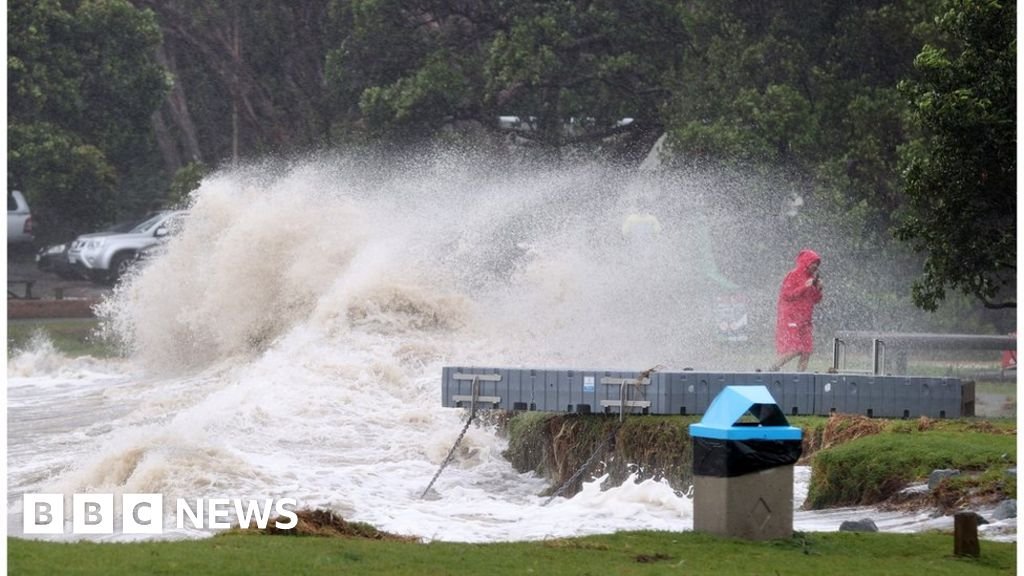 Cyclone Gabrielle: Thousands left without power in New Zealand