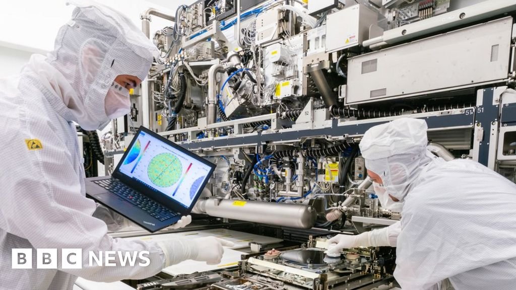 US-China chip war: ASML says China employee stole data