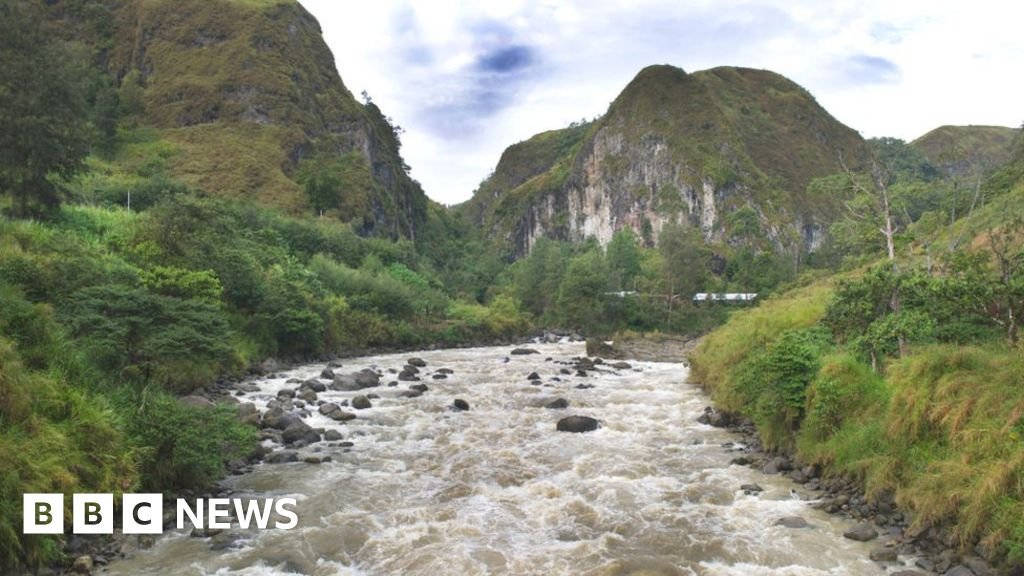 Papua New Guinea: Local researchers and Australian professor taken hostage