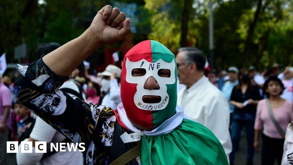 Mexico passes controversial reform of election watchdog