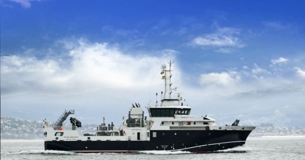 Argentina's Victor Angelescu collecting scientific data for CCAMLR in South Georgia waters