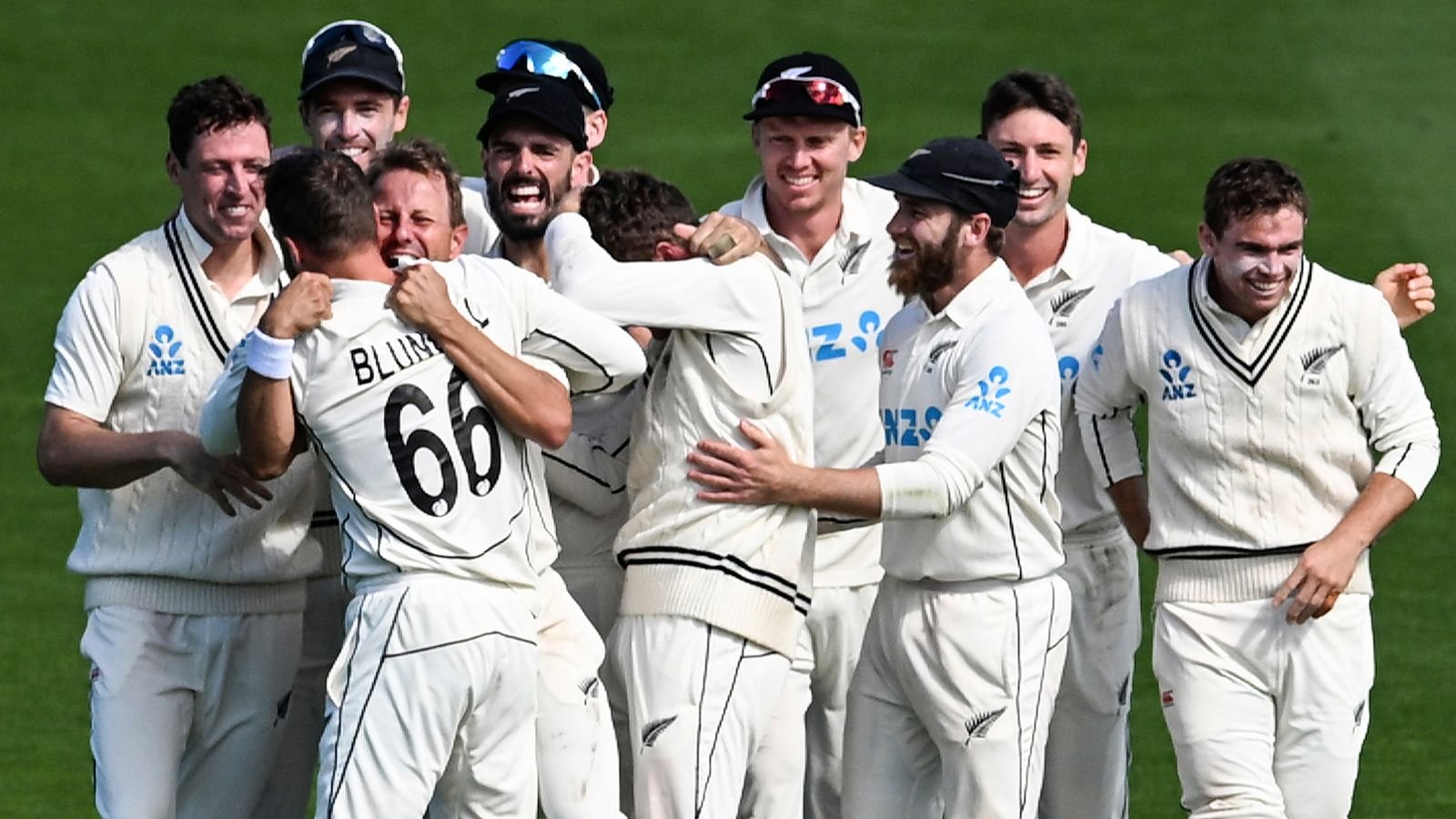 New Zealand's players celebrates the wicket of England's James Anderson and their win by one run in the second Test