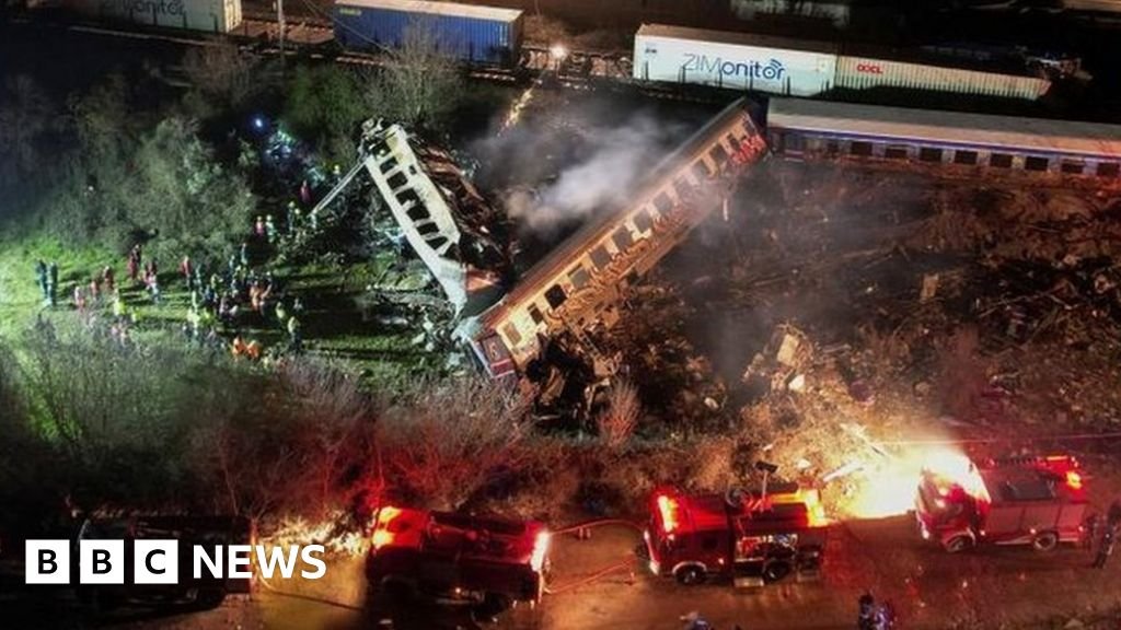 Carnage after trains collide near Greek city of Larissa