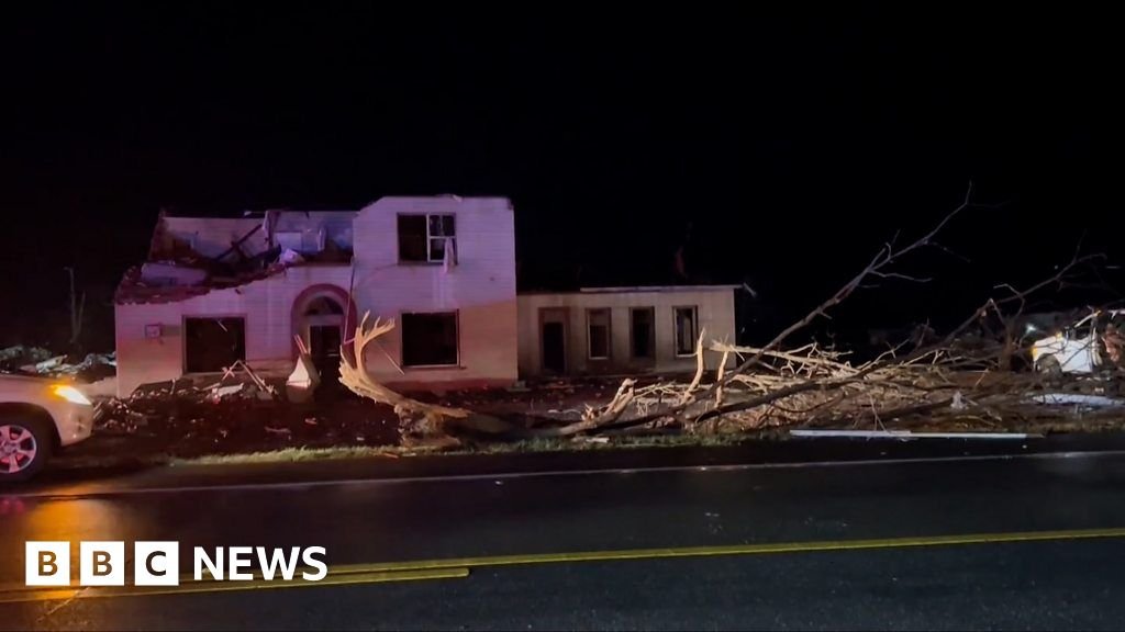 Watch: Devastation after Tornado rolls across Mississippi