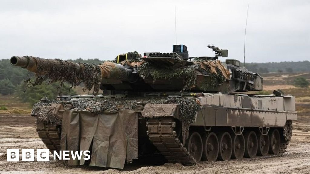 Ukraine war: Germany sends much-awaited Leopard tanks