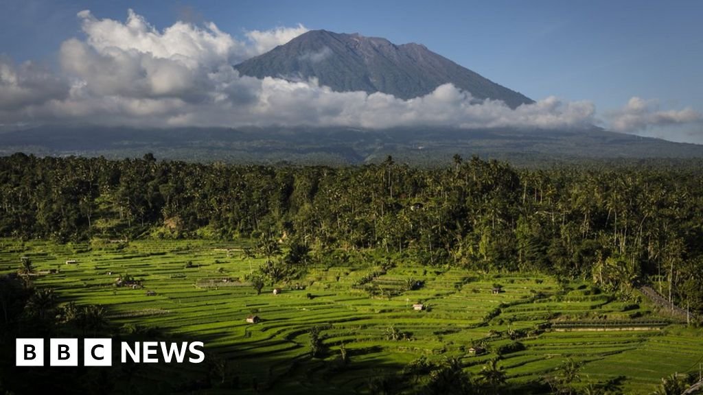 Bali: Russian man to be deported for posing naked on sacred Mount Agung