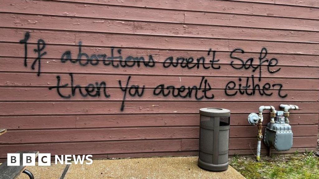 Burrito leads to arrest in firebombing of anti-abortion group