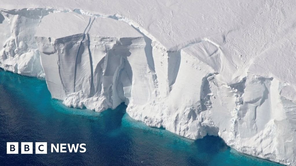 Antarctic ocean currents heading for collapse- report