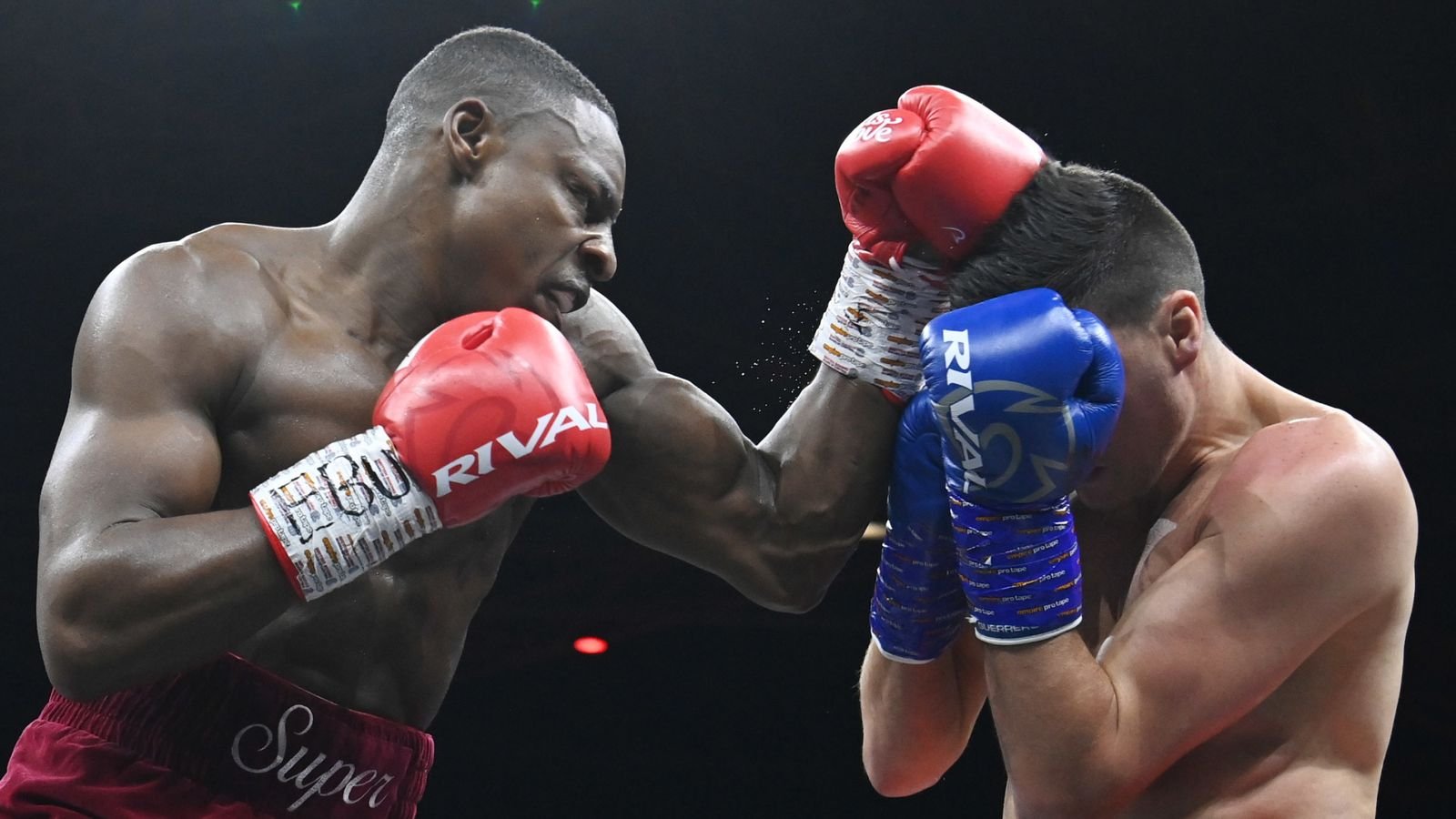 Dan Azeez scores epic last-round finish to beat Thomas Faure and win European title in France