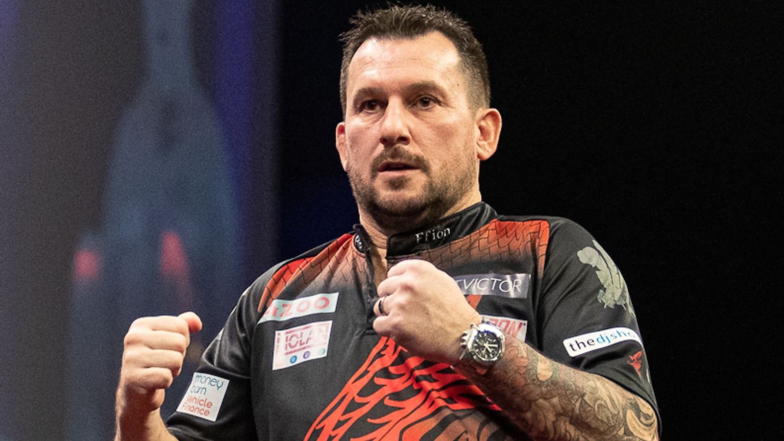 Premier League Darts: Jonny Clayton beats Michael Smith 6-4 in final of thrilling night nine in Berlin