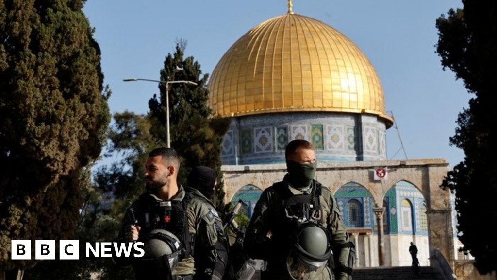 Ramadan and Passover raise tensions at Jerusalem holy site