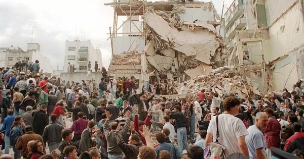 Four Lebanese nationals wanted in Argentina in AMIA bombing probe