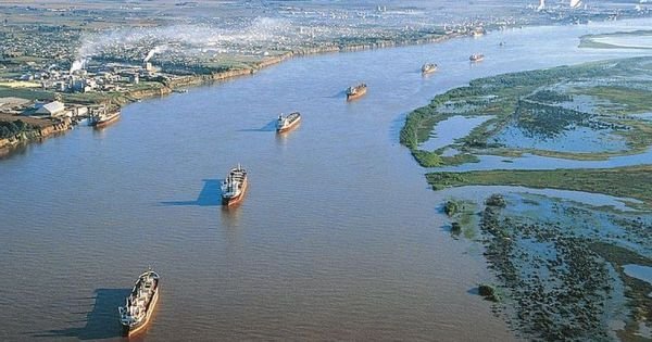 Paraná Waterway: Brazil, Uruguay and Bolivia back Paraguay