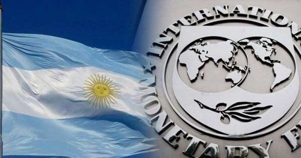 IMF holds talks with Argentina's opposition economists