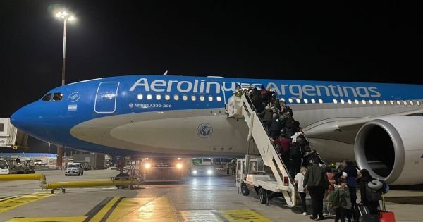 New batch of Argentine evacuees land in Ezeiza