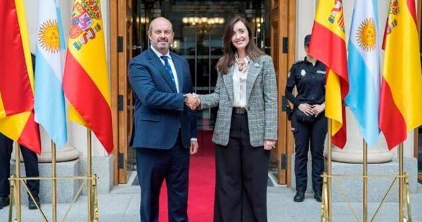 Argentine VP meets with Spanish Senate Speaker in Madrid